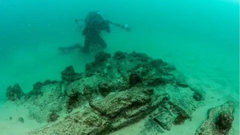 Reuters/Cascais City Hall Shipwreck found off Cascais, Portugal