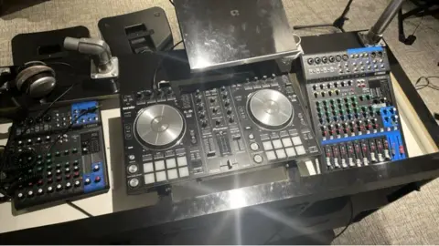 Heritage Global Partners The Pioneer & Yamaha DJ booth.