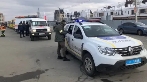 Ukrainian police A convoy of buses escorted by the police set out on Wednesday to take part in the evacuations