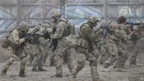 EPA Ukrainian military exercises near Kyiv - December 2021