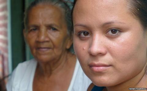 El Salvador: Where women may be jailed for miscarrying - BBC News