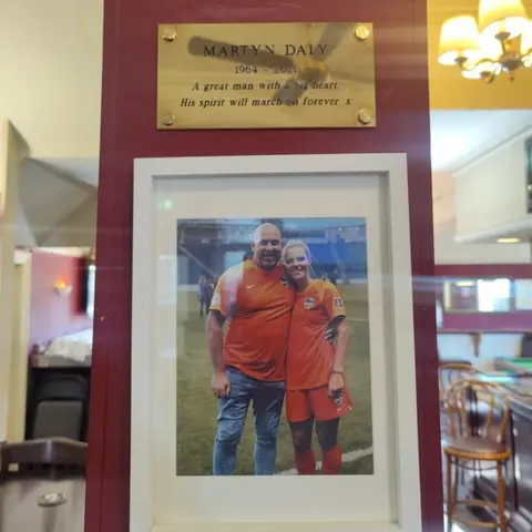 LDRS Tribute photo and plaque