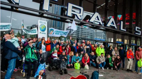 Getty Images climate walkers