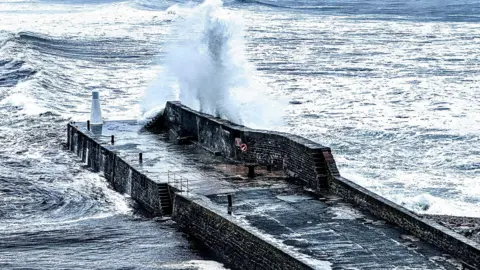 BBC Weather Watcher/EddyF waves