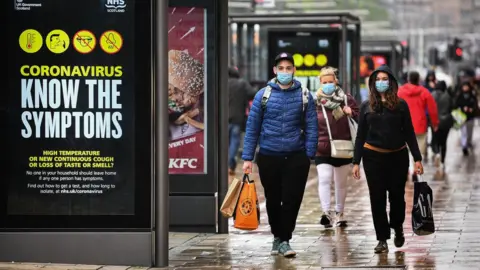 Getty Images Shoppers in Edinburgh