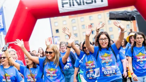 LOROS People taking part in the Twilight Walk for LOROS