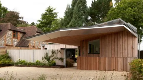 Edward Sumner The Little Big House, Hertfordshire, by Knox Bhavan