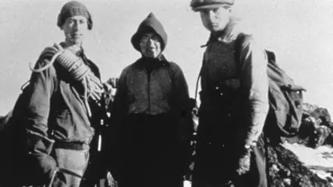 Dr Margaret Ashwell Robert McCance, Elsie Widdowson and Andrew Huxley in the Lake District, Jan 1940