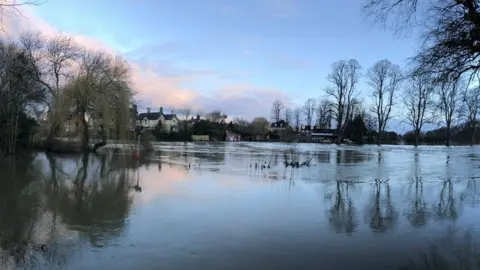 Environment Agency Shrewsbury Weir