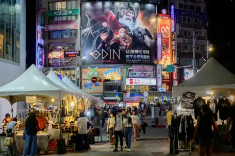 Getty Images A little flea market on Ximenting Circle, where Taiwan younger generations love to gather and socialise. The area houses the largest pedestrian place in Taiwan and it is particularly crowded on weekends and on holidays.