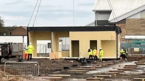 Shaun Whitmore/BBC Construction of new unit at James Paget Hospital in Gorleston, Norfolk