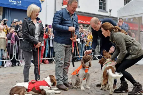 Kerry Irving Angela, Kerry and the dogs with Prince William and Kate