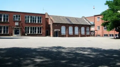 Evelyn Simak/Geograph Norwich School