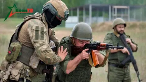 Reuters Wagner fighter trains Belarusian troops - Belarus defence ministry handout