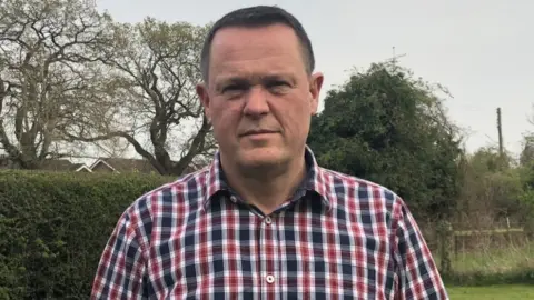 Chris Nowell Chris Nowell