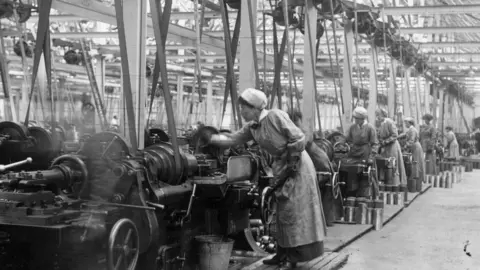 Topical Press Agency Women in munitions factories