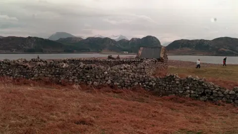 PA Media Gruinard island , off the west coast of Scotland. The island was infected with anthrax in 1942, but was declared safe by defence minister Michael Neubert in 1990.