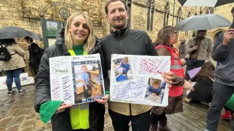 LDRS/JAMES HERON Hayley and Phil Roberts at SEND protest