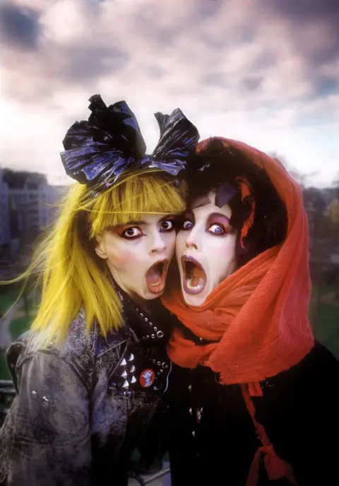 Derek Ridgers Nina Hagen and Lena Lovich, 1987