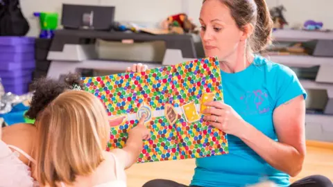 Emma Morgan Emma Morgan teaches a class