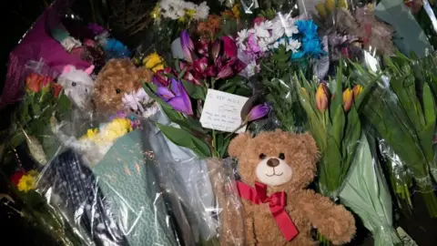 PA Media Toys and flowers