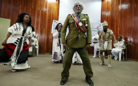 Reuters An Ethiopian army veteran dances during the welcoming ceremony in Addis Ababa, Ethiopia March 23, 2019.