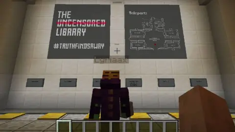 Minecraft/RWB/Blockworks Minecraft library transporter