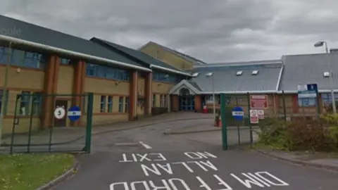 Google Ysgol Gyfun Gymraeg Llangynwyd, Bridgend