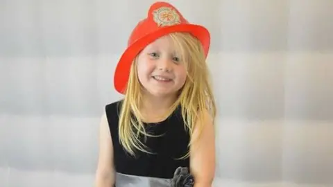 Facebook Alesha MacPhail