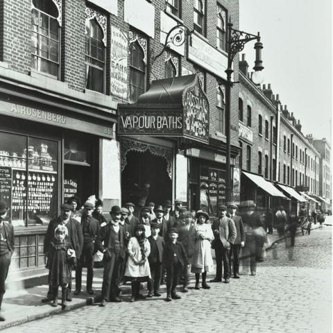 Seven things you might not know about Brick Lane - BBC News