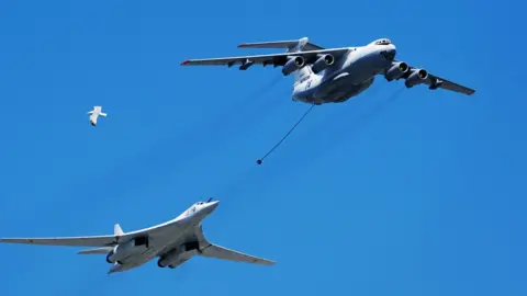 Getty Images Aircraft taking part in the Victory Day celebrations over Moscow in 2020