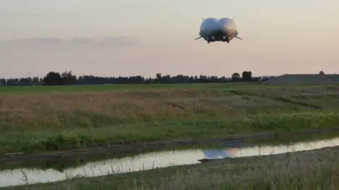 Hybrid Air Vehicles Airlander 10 in flight