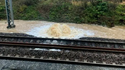 Tracks flooding