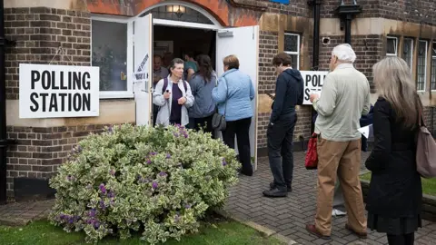 Getty Images polling station queue