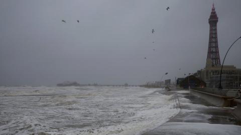 In pictures: Storm Doris hits the UK - BBC News