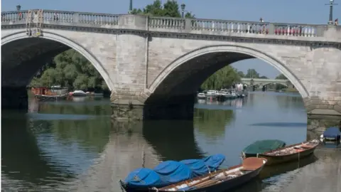 Heritage Images/Getty Richmond Bridge