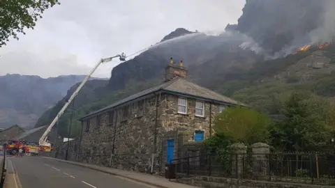 Fire crews tackling the Blaenau Ffestiniog mountain fire