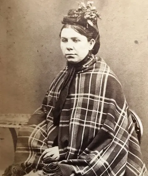 Edinburgh City Archives Elizabeth Stewart mug shot