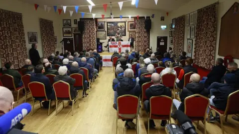 Pacemaker people attending opponents of the Safeguarding the Union deal in Moygashal