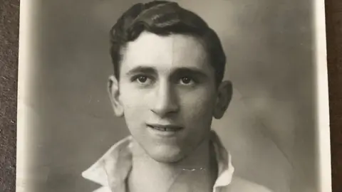 Leighton Roberts Ernie Jones