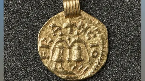 Suffolk County Council Gold coin pendant, found at Rendlesham