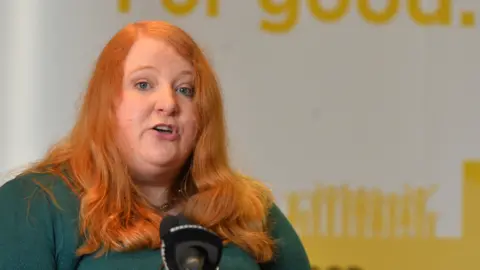 Pacemaker Naomi Long