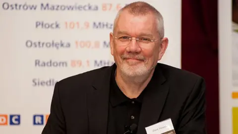 PATRYCJA MIC Dr David Hewett