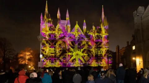 Terry-Harris.com Cathedral lights