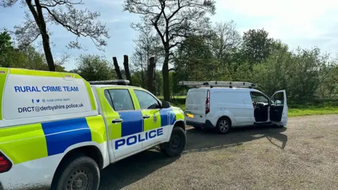 Derbyshire Police police seizing van