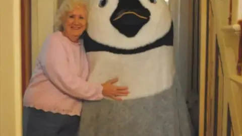 Grantham Journal Maureen Bailey with the cuddly penguin