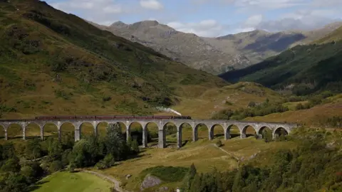 Reuters Glenfinnan Viaduct