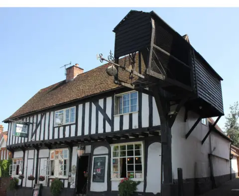 Geograph/Jo Turner Ye Olde Bell & Steelyard, Woodbridge