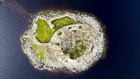 HES Aerial image of Dun Torcuill