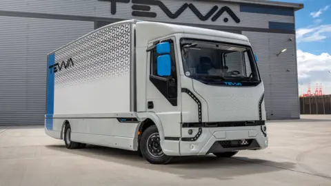 Tevva lorry